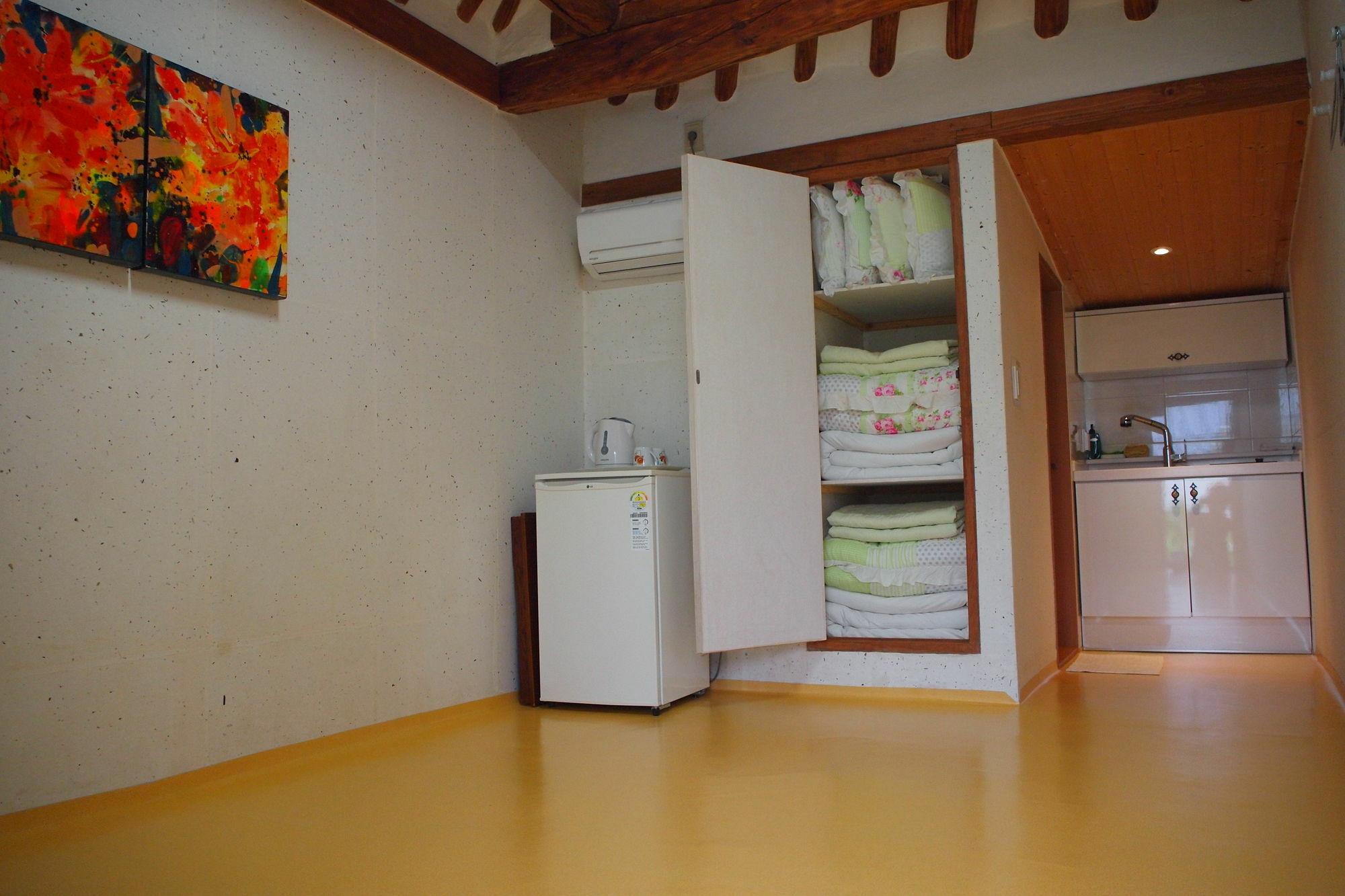 Floral Space Hanok Guesthouse Gyeongju Exterior photo